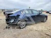 2026 Mazda 3 фото