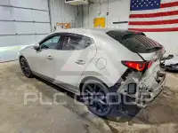 2026 Mazda 3 фото