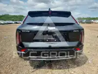 2026 Cadillac Optiq фото