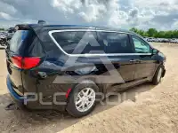 2026 Chrysler Pacifica photo