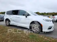 2026 Chrysler PACIFICA photo
