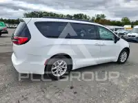 2026 Chrysler PACIFICA фото
