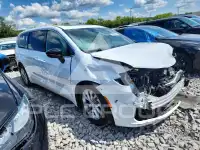 2026 Chrysler PACIFICA photo