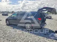 2026 Chrysler PACIFICA photo