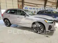 2026 Volvo XC60 фото