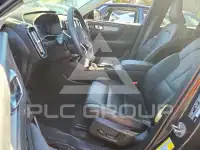 2026 Volvo XC40 фото