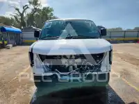 2026 GMC Savana фото