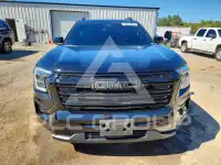 2026 GMC TERRAIN photo