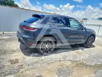 2026 Porsche MACAN photo