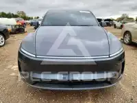 2026 Tesla Model Y фото