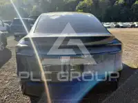 2026 Tesla Model Y фото