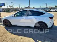2026 Tesla Model Y фото
