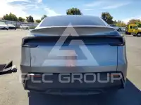 2026 Tesla Model Y фото