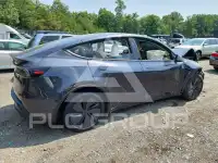 2026 Tesla Model Y фото