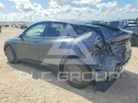 2026 Tesla Model Y фото
