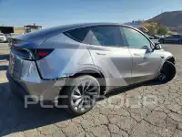 2026 Tesla Model Y фото