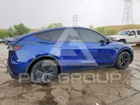 2026 Tesla Model Y photo