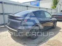 2026 Tesla Model Y фото