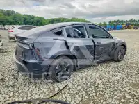 2026 Tesla Model Y photo