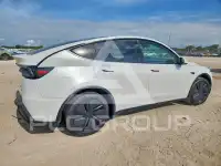 2026 Tesla Model Y фото
