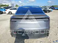 2026 Tesla Model Y фото