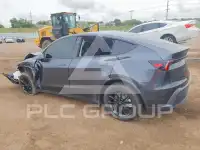 2026 Tesla Model Y фото