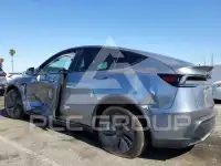 2026 Tesla Model Y фото