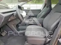 2026 Tesla Model Y фото