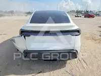 2026 Tesla Model Y фото