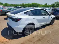 2026 Tesla Model Y photo