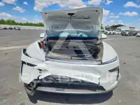 2026 Tesla Model Y фото