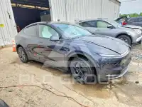 2026 Tesla Model Y photo