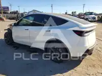 2026 Tesla Model Y фото