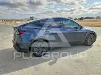 2026 Tesla Model Y фото