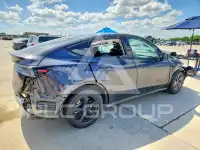 2026 Tesla Model Y фото
