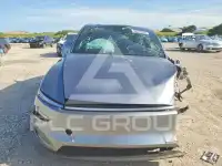 2026 Tesla Model Y фото