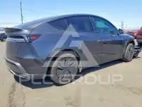2026 Tesla Model Y фото