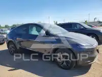 2026 Tesla Model Y фото