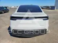 2026 Tesla Model Y фото