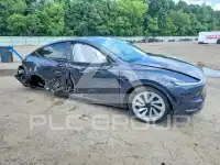 2026 Tesla Model Y фото