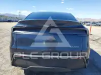 2026 Tesla Model Y фото