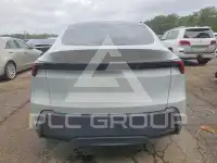 2026 Tesla Model Y фото