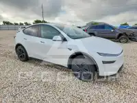 2026 Tesla Model Y фото