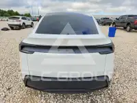 2026 Tesla Model Y фото