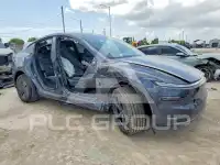 2026 Tesla Model Y фото