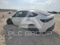 2026 Tesla Model Y фото