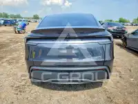 2026 Tesla Model Y фото