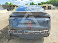 2026 Tesla Model Y фото