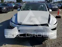 2026 Tesla Model Y фото