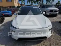 2026 Tesla Model Y фото